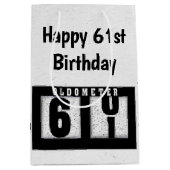 61. Geburtstag Schwarzes Odometer Mittlere Geschenktüte (Vorderseite)