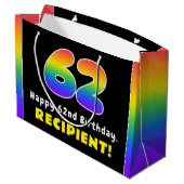 62. Geburtstag: Farbiger Regenbogen # 62, Individu Große Geschenktüte (Rückseite Schrägansicht)