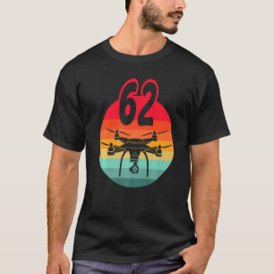 62. Geburtstag I Retro-Fernbedienungs-Drohnen mit  T-Shirt