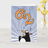 62. Geburtstag - Pinguin-Überraschungskarte Karte (Gelbe Blume)