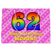 62. Geburtstag: Rosa Streifen & Herz, Regenbogen # Große Geschenktüte (Vorderseite)