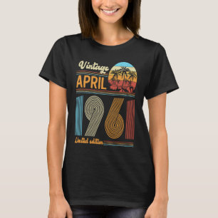 62 Jahre Vintager Geburtstag im April 1961 Frauen T-Shirt