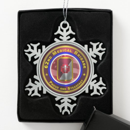 62. Medizinische Brigade Schneeflocken Zinn-Ornament (Box)