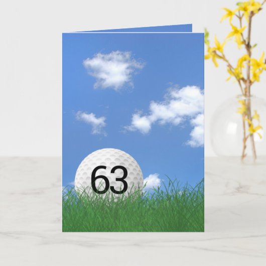 63. Geburtstag, Golfball im Gras Karte (Gelbe Blume)