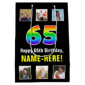 65. Geburtstag: Regenbogen "65", benutzerdefiniert Mittlere Geschenktüte (Rückseite)