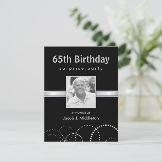 65. Geburtstag Überraschung Party Foto Einladungen (Stehend Vorderseite)