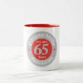 65. Jahrestags-Tasse Zweifarbige Tasse (Mittel)