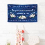 65. Jahrestagweiße Rosen und Bluebells Banner (Insitu)