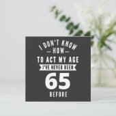 65-jähriges Geschenk | 65. Geburtstagsgeschenkidee Einladung (Stehend Vorderseite)