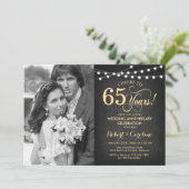 65. Jubiläum mit Foto - Chalkboard und Gold Einladung (Stehend Vorderseite)