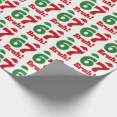 67 Bruh Funny Christmas Red and Green Santa Hat  Geschenkpapier (Ecke)