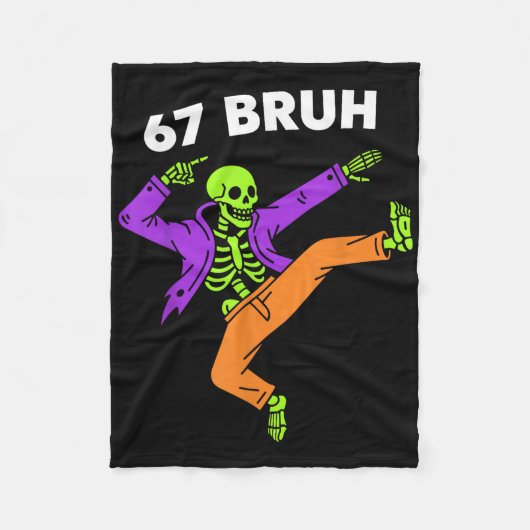 67 Bruh Halloween Dabbing Skeleton Meme 6 7 Number Fleecedecke (Vorderseite)