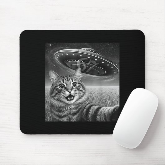 67 Cat Selfie With Alien Ufos Funny Cat Six Seven Mousepad (Mit Mouse)