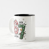 67 Christmas Lights Six Seven Holiday Funny Meme Zweifarbige Tasse (Vorderseite Links)