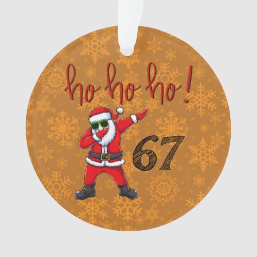 67 Dabbing Santa Christmas Ornament (Vorderseite)