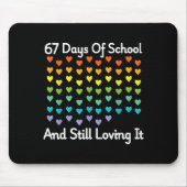 67 Days Of School And Still Loving It Rainbow Hear Mousepad (Vorne)