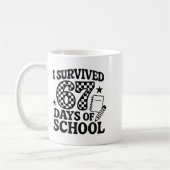 67 Days Of School Groovy Checkered Kaffeetasse (Links)
