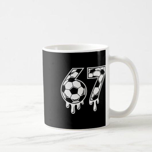 67 Eis-Drip-Soccer Gen Alpha Six Seven Meme Kaffeetasse (Rechts)