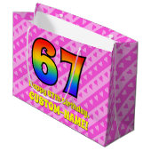67. Geburtstag: Rosa Streifen & Herz, Regenbogen # Große Geschenktüte (Vorderseite Schrägansicht)