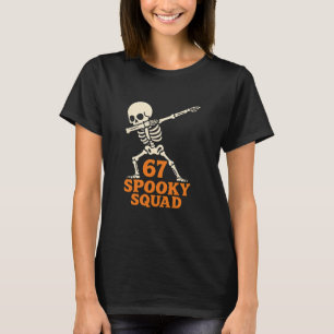 67 Halloween Meme 6 7 Zahlen Sechs Sieben Lustige  T-Shirt