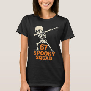 67 Halloween Meme 6 7 Zahlen Sechs Sieben Lustige T-Shirt