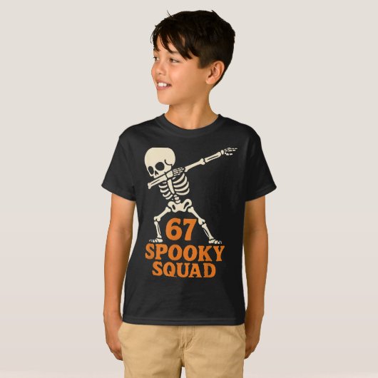 67 Halloween Meme 6 7 Zahlen Six Sieben Funny Kids T-Shirt (Vorne ganz)