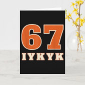67 Iykyk Retro Style Athletic Vintage Design Karte (Gelbe Blume)