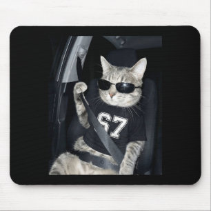 67 Katze trägt Sungles Gen Alpha Lustig Sechs Sieb Mousepad