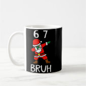 67 Meme 6 7 Funny Christmas Dabbing Santa Six Seve Kaffeetasse (Links)