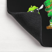 67 Meme Dabbing Leprechaun Shamrock Gold Topf st Mousepad (Ecke)