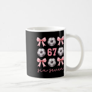 67 Meme Fußball-Mama-Schwester Coquette Bögen Rosa Kaffeetasse