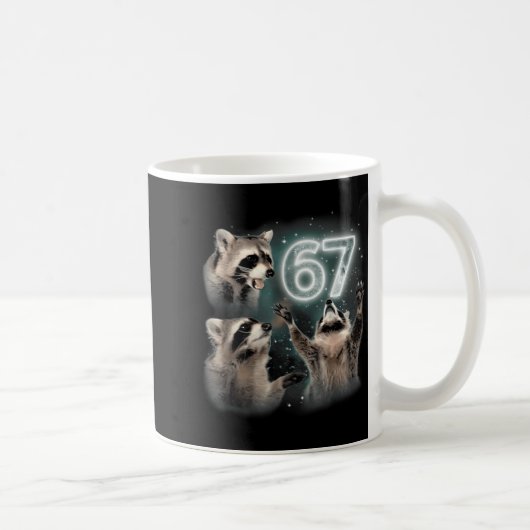 67 Meme Racoon Howling At The Moon Six Seven Trash Kaffeetasse (Rechts)