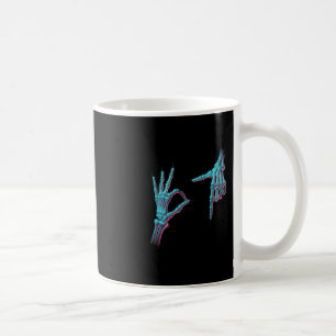 67 Meme Skelett Hand 6 7 Halloween Sechs Sieben Lu Kaffeetasse