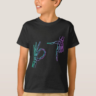 67 Meme Skelett Hand 6 7 Halloween Sechs Sieben T-Shirt