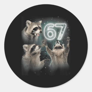 67 Meme Waschbär heult zum Mond 67 6 7 Hallowee Runder Aufkleber