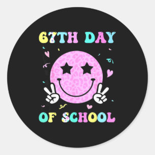 67. Schultag Smiley Gesicht Sechs Sieben Meme Mädc Runder Aufkleber