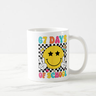 67 Schultage Retro-Lächeln Lehrer Kinder Sechs Sie Kaffeetasse