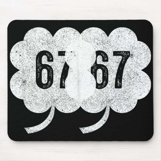 67 Shamrock Meme St Patrick’s Day Retro Green Luck Mousepad (Vorne)