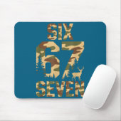 67 Six Seven Camo Deer Buck Meme Funny Hunting Out Mousepad (Mit Mouse)