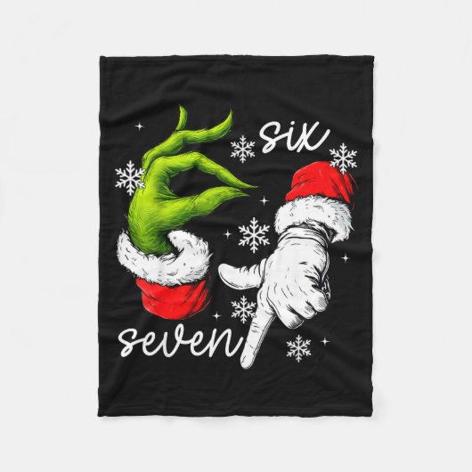 67 Six Seven Meme Santa Hand Christmas Funny Gen A Fleecedecke (Vorderseite)