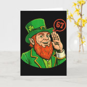 67 St. Patrick Lustiger Six Seven Meme Kobold Jung Karte (Gelbe Blume)
