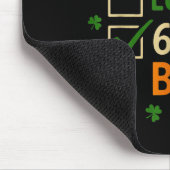67 St. Patrick's Day Lustiger Six Seven Shamrock 6 Mousepad (Ecke)