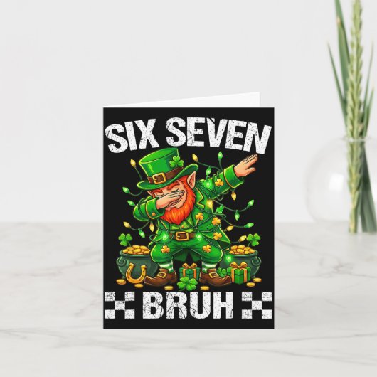 67 St Patricks Funny Six Seven Meme Leprechaun Boy Karte (Vorderseite)