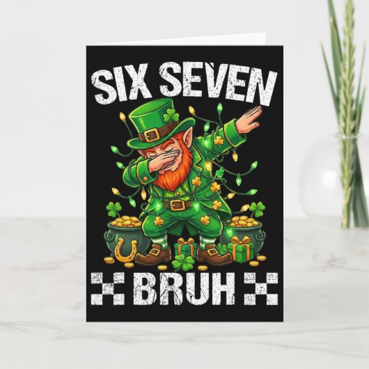 67 St Patricks Lustiger Six Seven Meme Leprechaun  Karte (Vorderseite)