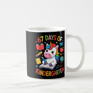 67 Tage Kindergarten Einhorn Outfit für Kinder An Kaffeetasse