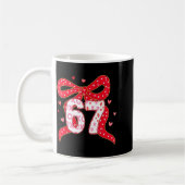 67 Valentine Vibes Coquette Bow Girl Kaffeetasse (Links)