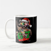 67 Weihnachten Lustiger Waschbär Festlich 6-7 Meme Kaffeetasse (Links)
