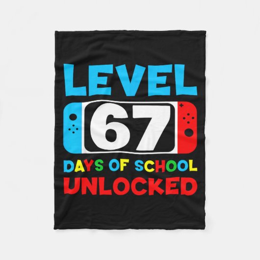 67th Day Of School Gamer Level 67 Days Unlocked 6 Fleecedecke (Vorderseite)