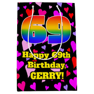 69. Geburtstag: Loving Hearts Pattern, Regenbogen  Mittlere Geschenktüte