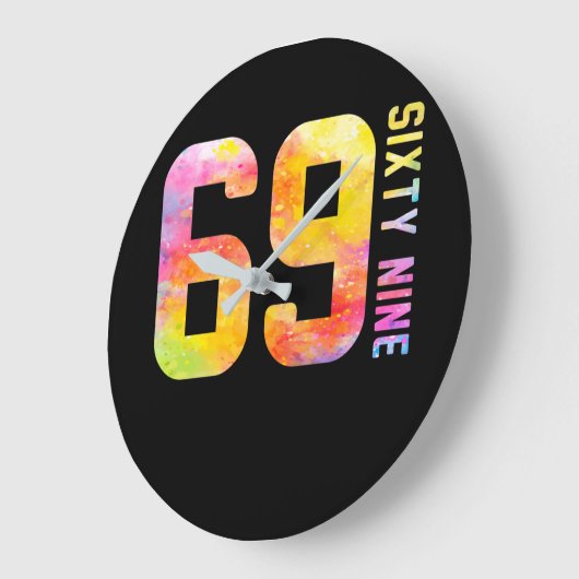 69-jähriges neunundsechzig große wanduhr (Winkel)